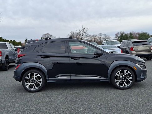 Used 2022 Hyundai Kona Limited image 7