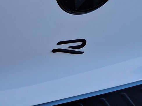 Used 2025 Volkswagen Golf R Black Edition image 29