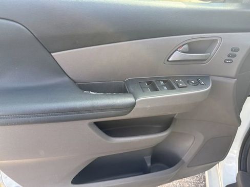 Used 2011 Honda Odyssey Touring image 24