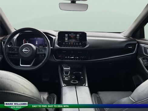 Used 2022 Nissan Rogue Platinum w/ Head-Up Display Package image 15