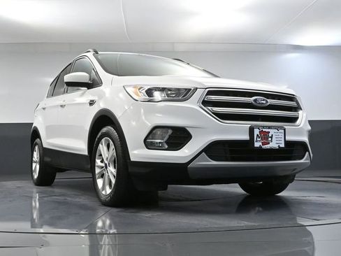 Used 2017 Ford Escape SE w/ Equipment Group 201A image 52