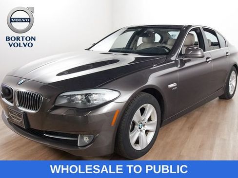 Used 2012 BMW 528i xDrive Sedan AWD/4WD image 1