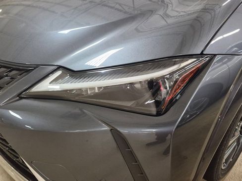 Used 2024 Lexus UX 250h FWD w/ Premium Package image 9