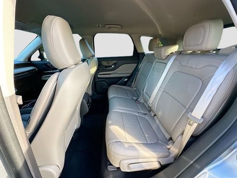 Used 2024 Lincoln Corsair Reserve AWD/4WD image 24