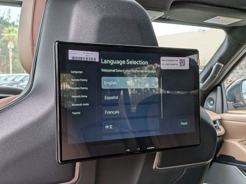 New 2026 Lincoln Navigator L Black Label AWD/4WD image 16