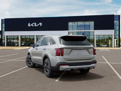 New 2026 Kia Sorento S w/ S Panoramic Sunroof Package