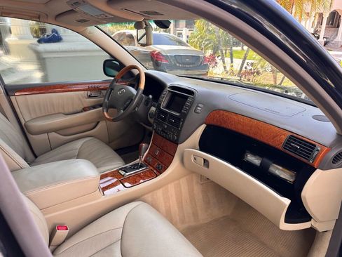 Used 2006 Lexus LS 430 RWD image 59
