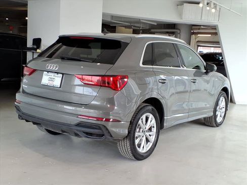 Certified 2025 Audi Q3 2.0T Premium Plus w/ Premium Plus Package image 4