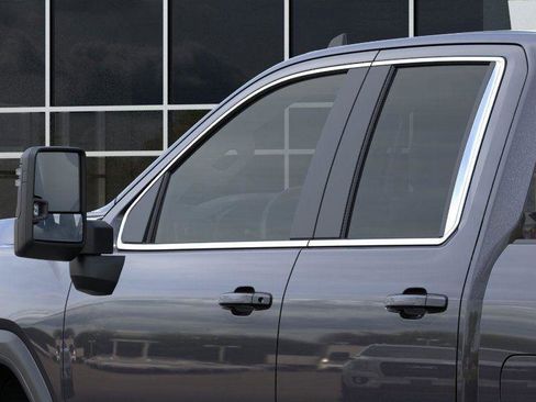 New 2026 GMC Sierra 2500 SLE image 12