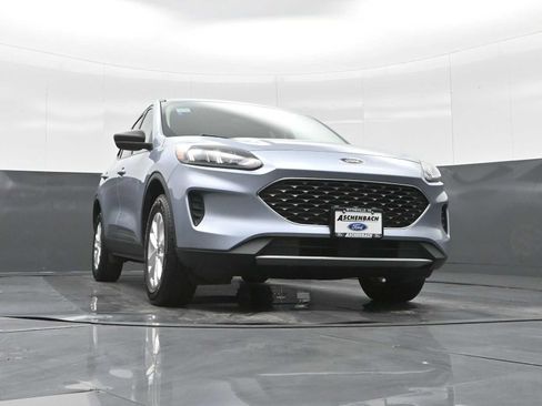 Used 2022 Ford Escape SE w/ Convenience Package image 25