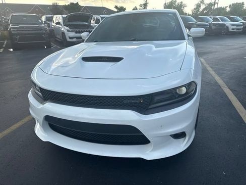Used 2017 Dodge Charger R/T Scat Pack RWD image 5