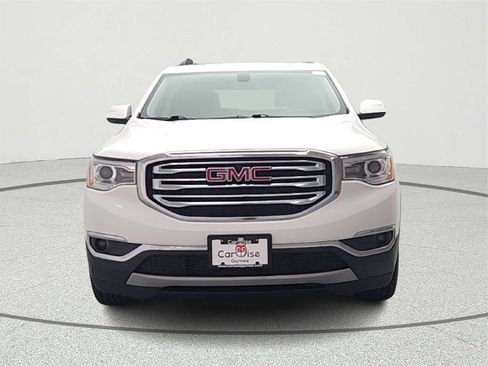 Used 2018 GMC Acadia SLT image 2