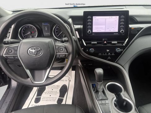 Used 2023 Toyota Camry LE FWD image 10