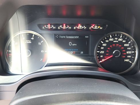 Used 2017 Ford F150 Raptor w/ Equipment Group 801A Mid AWD/4WD image 7