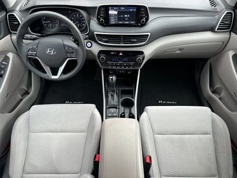 Used 2019 Hyundai Tucson Sport image 14