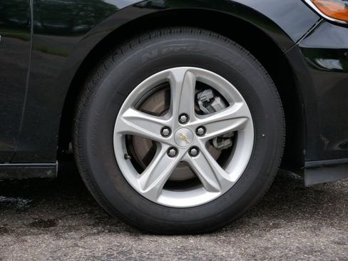 Used 2023 Chevrolet Malibu LS FWD image 7