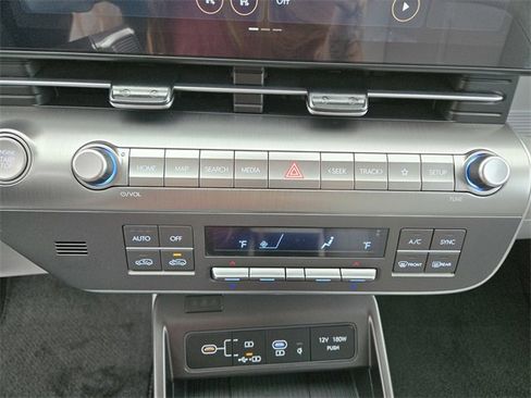 New 2026 Hyundai Kona Limited image 16