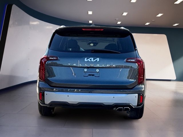 Certified 2024 Kia Telluride S w/ S Sunroof Package AWD/4WD image 4