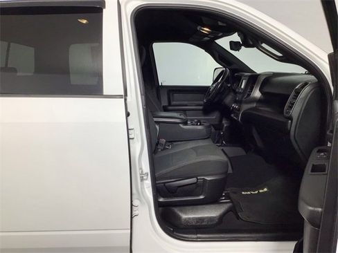 Used 2021 RAM 2500 Tradesman w/ Safety Group image 32