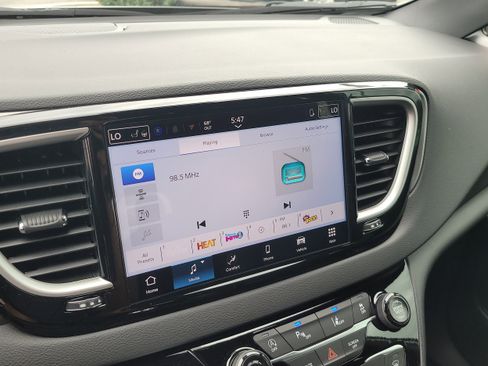 New 2026 Chrysler Voyager LX FWD image 18