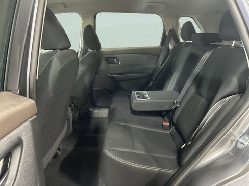 Used 2023 Nissan Rogue S image 44