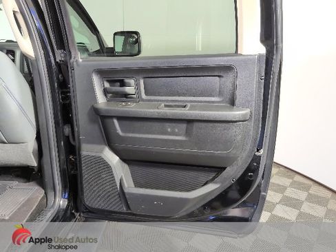 Used 2014 RAM 1500 Express image 32
