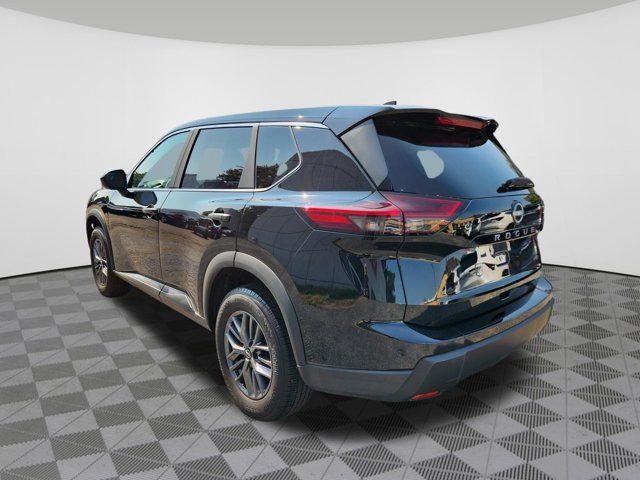 Certified 2025 Nissan Rogue S AWD/4WD image 3