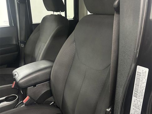 Used 2017 Jeep Wrangler Unlimited Sport w/ Quick Order Package 24S image 13