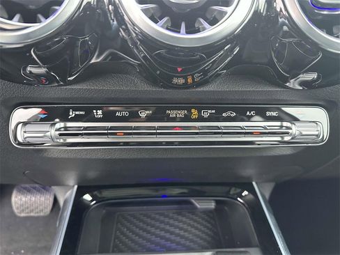 Certified 2025 Mercedes-Benz GLE 450 4MATIC image 20