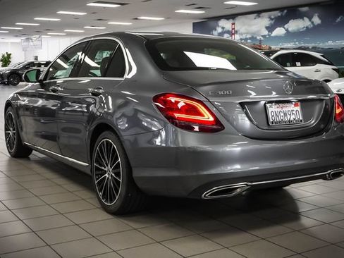 Used 2020 Mercedes-Benz C 300 Sedan image 7
