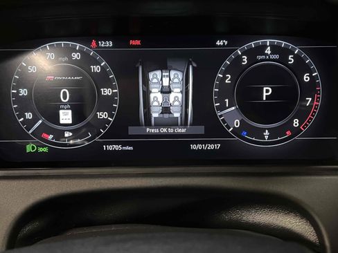 Used 2018 Land Rover Range Rover Velar R-Dynamic SE image 9