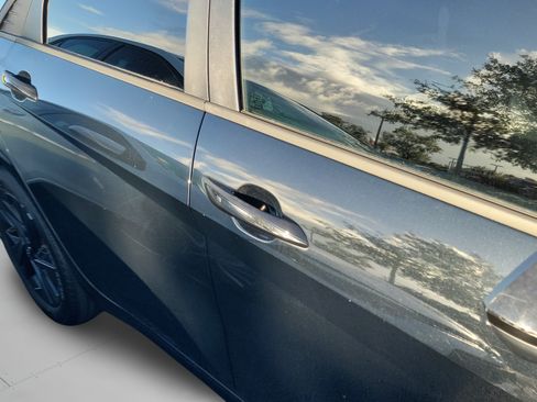 Used 2022 Hyundai Elantra SEL FWD image 18