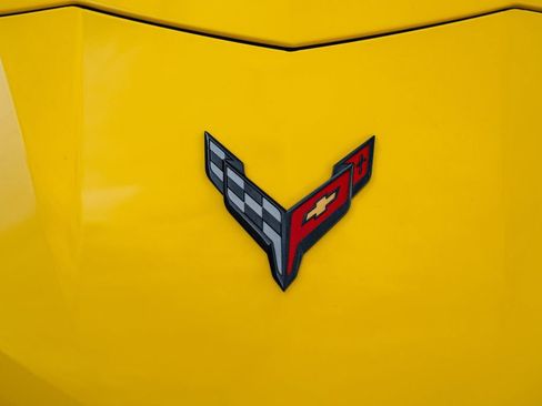 Used 2025 Chevrolet Corvette E-Ray AWD/4WD image 15