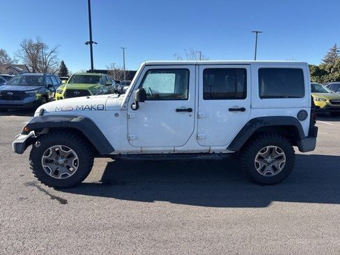 Used 2015 Jeep Wrangler Unlimited Rubicon w/ Connectivity Group image 6