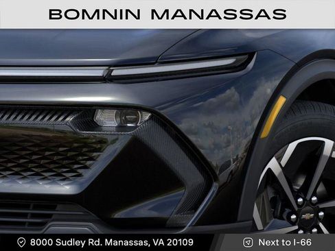 New 2026 Chevrolet Equinox EV LT image 10