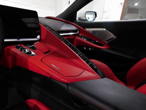 Used 2023 Chevrolet Corvette Stingray Premium Conv w/ 3LT image 93