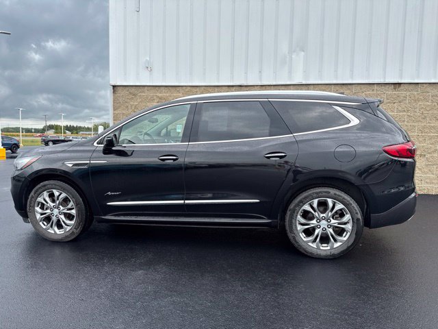Used 2018 Buick Enclave Avenir w/ Avenir Technology Package AWD/4WD image 9