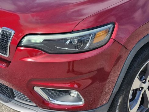 Used 2019 Jeep Cherokee Limited image 7