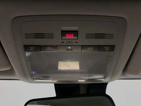 Used 2011 Lexus IS 350C w/ Luxury Pkg RWD image 56