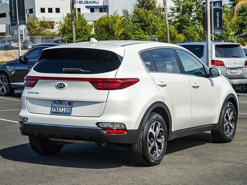 Used 2022 Kia Sportage LX FWD image 7