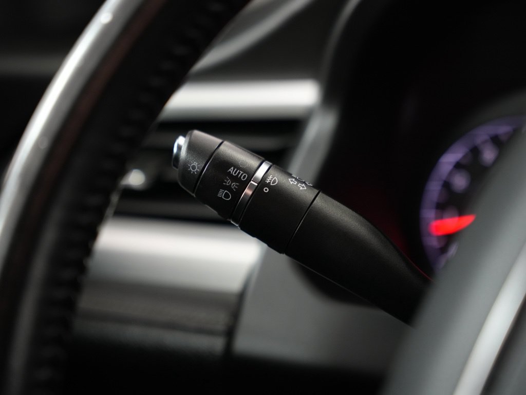 Used 2019 GMC Acadia SLT FWD image 14