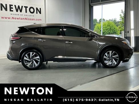 Used 2017 Nissan Murano Platinum w/ Platinum Technology Package FWD image 25