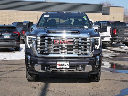 New 2026 GMC Sierra 3500 Denali w/ Denali Reserve Package image 2