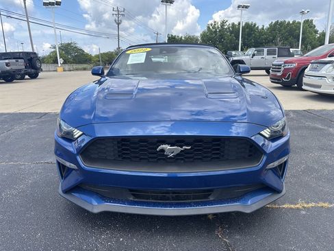 Used 2022 Ford Mustang Premium image 8