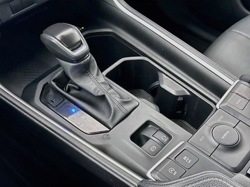 Certified 2025 Toyota Grand Highlander FWD image 28