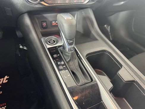 Used 2024 Nissan Sentra SV FWD image 28