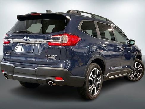 Used 2025 Subaru Ascent Touring image 13