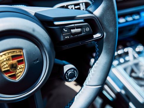 Used 2022 Porsche 911 GT3 RWD image 52