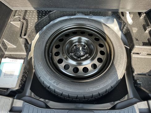 Used 2024 Ford Escape Active w/ Tech Pack #1 image 12