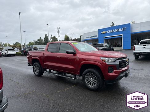 Used 2023 Chevrolet Colorado LT w/ LT Convenience Package RWD image 7